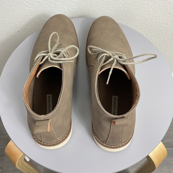 Reserved Footwear - 10.5 - Picture 3 of 4